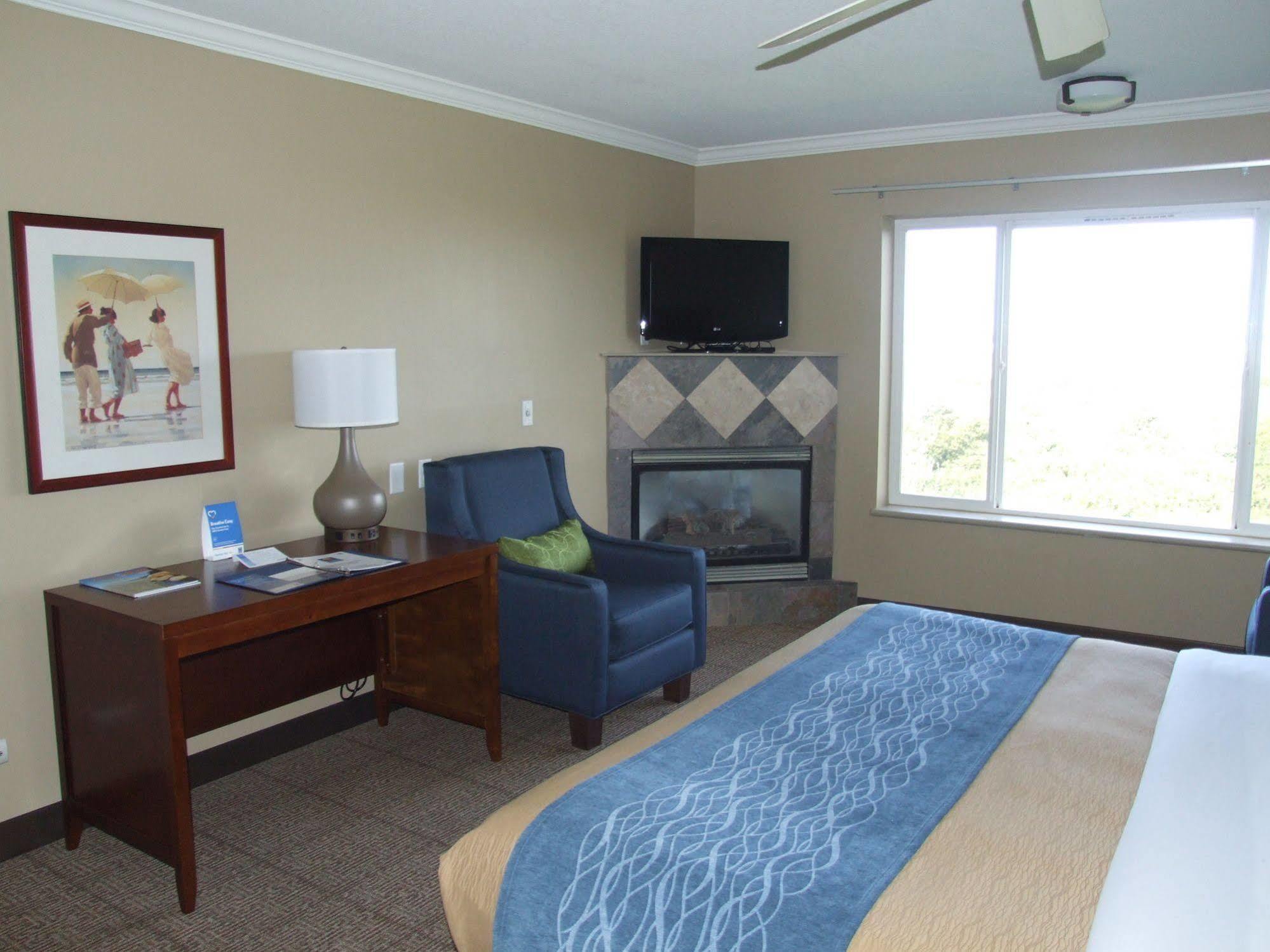 Comfort Inn & Suites אושן שורס מראה חיצוני תמונה